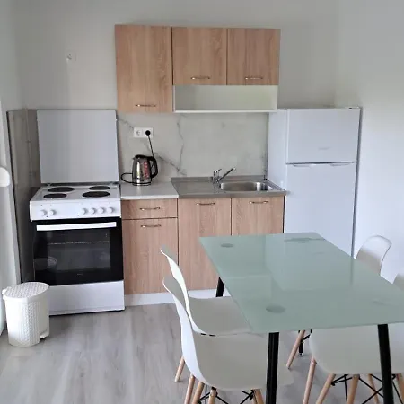 Didan-apartmani アパート